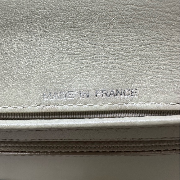 Chanel crossover wallet - Picture 3 of 10